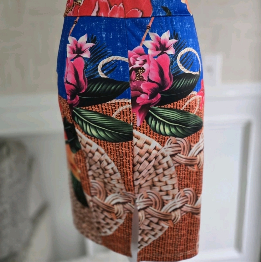 Two Piece Skirt And Crop Top Chic Me small - Picture 3 of 5